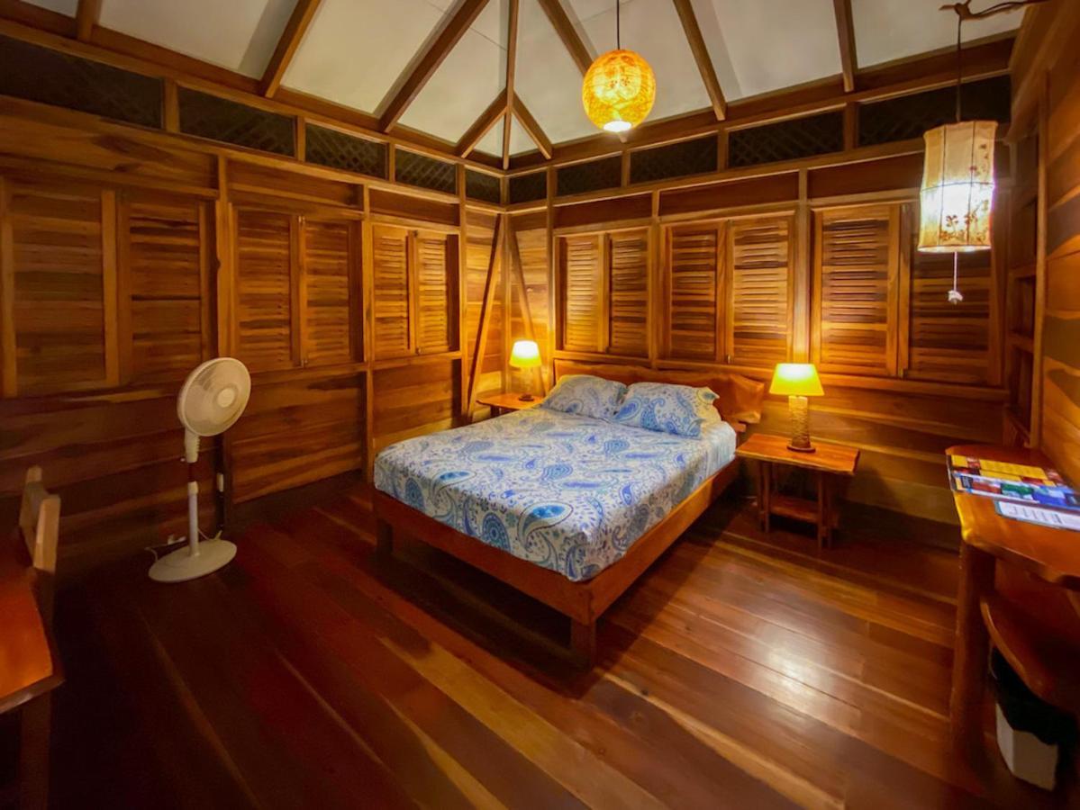 Finca Chica Lodge & Villas Puerto Viejo de Talamanca Экстерьер фото