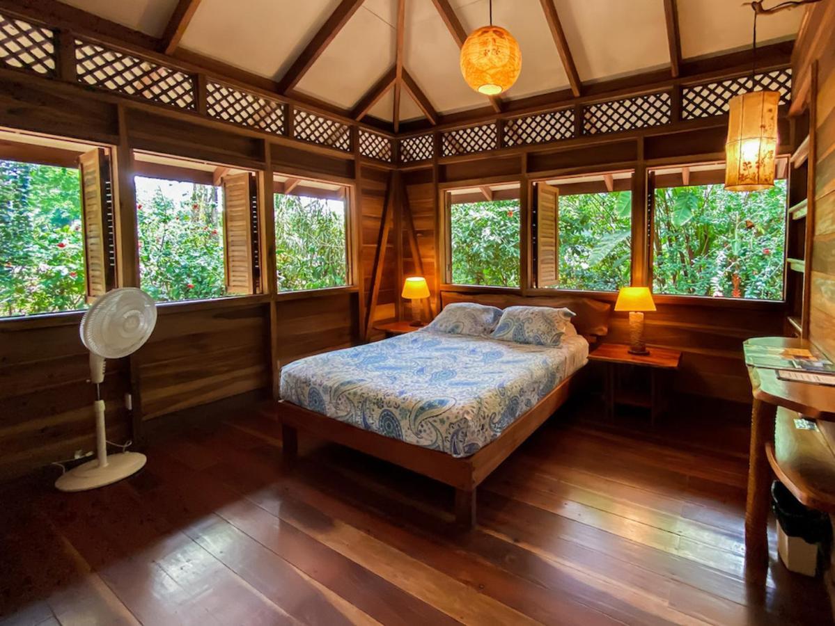 Finca Chica Lodge & Villas Puerto Viejo de Talamanca Экстерьер фото